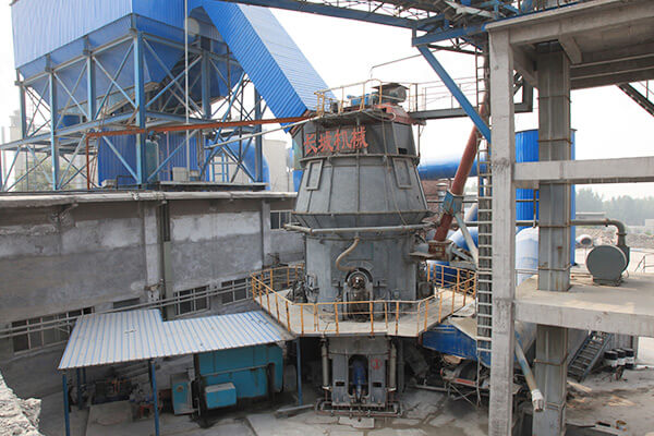 湖南年產(chǎn)30萬噸礦粉線主機(jī)設(shè)備