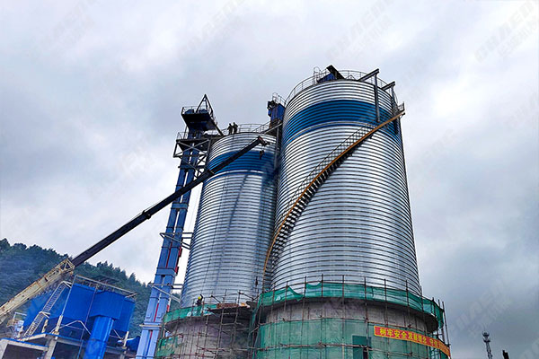 吉林年產(chǎn)30萬噸礦粉線項(xiàng)目安裝調(diào)試現(xiàn)場(chǎng) 吉林年產(chǎn)30萬噸礦粉線項(xiàng)目安裝調(diào)試現(xiàn)場(chǎng)